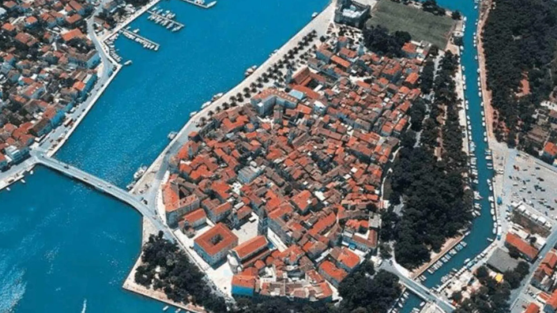 Beachfront Villa Ciovka Slatine