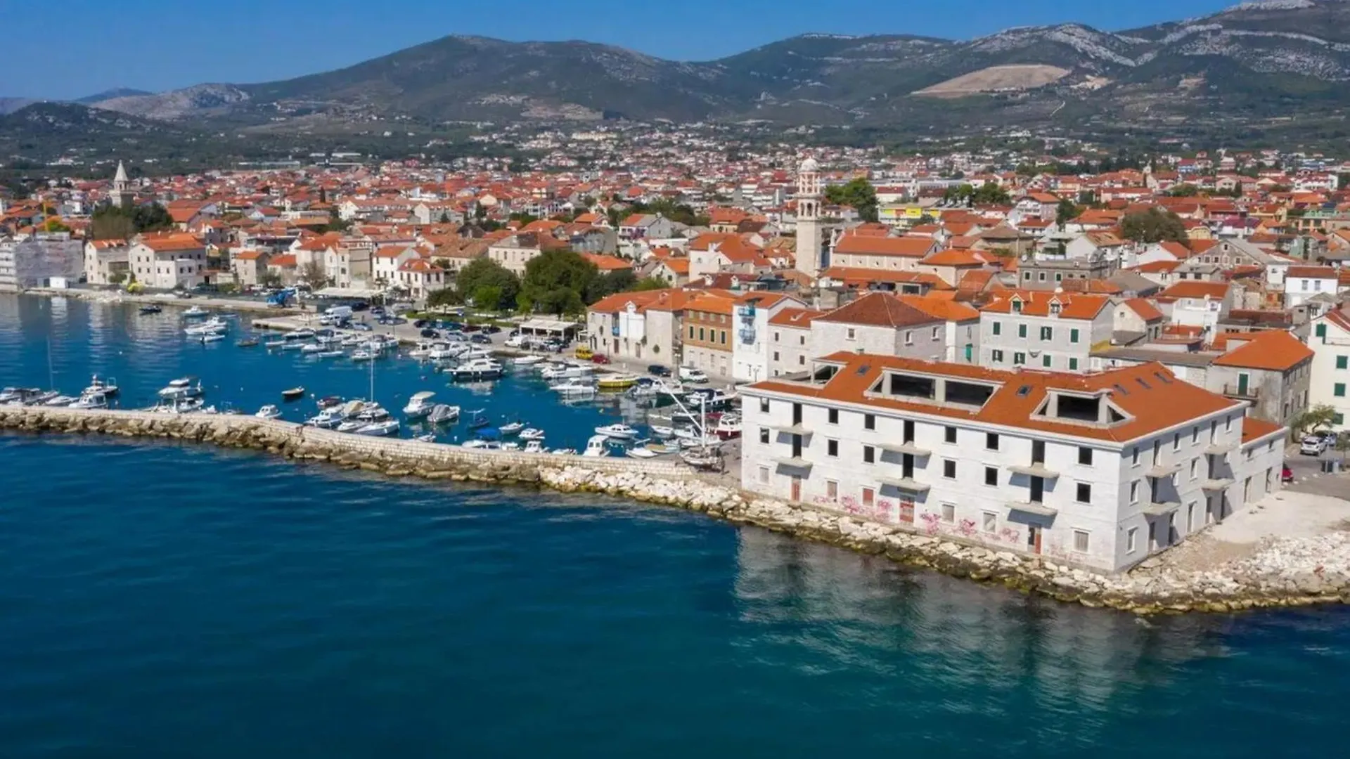 Beachfront Villa Ciovka Slatine Croatia
