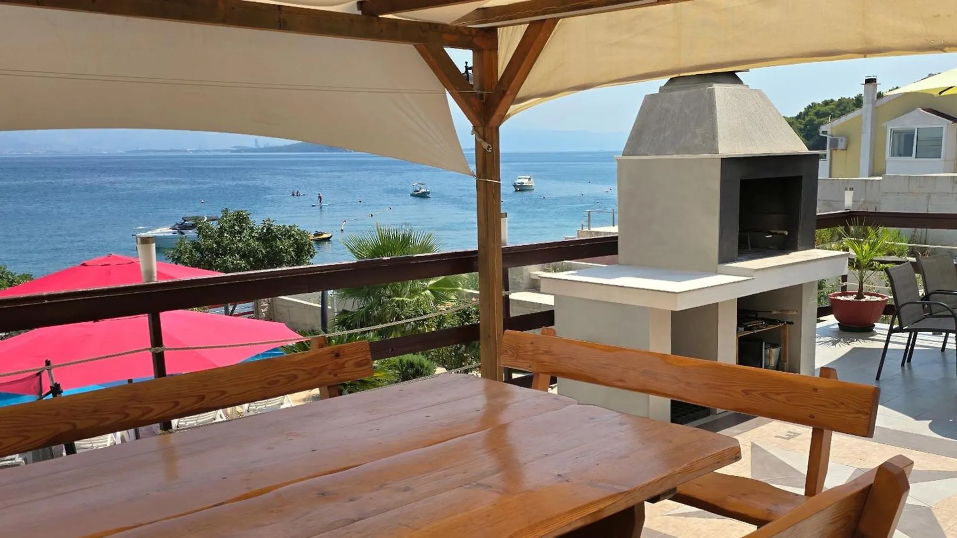 Beachfront Villa Ciovka Slatine
