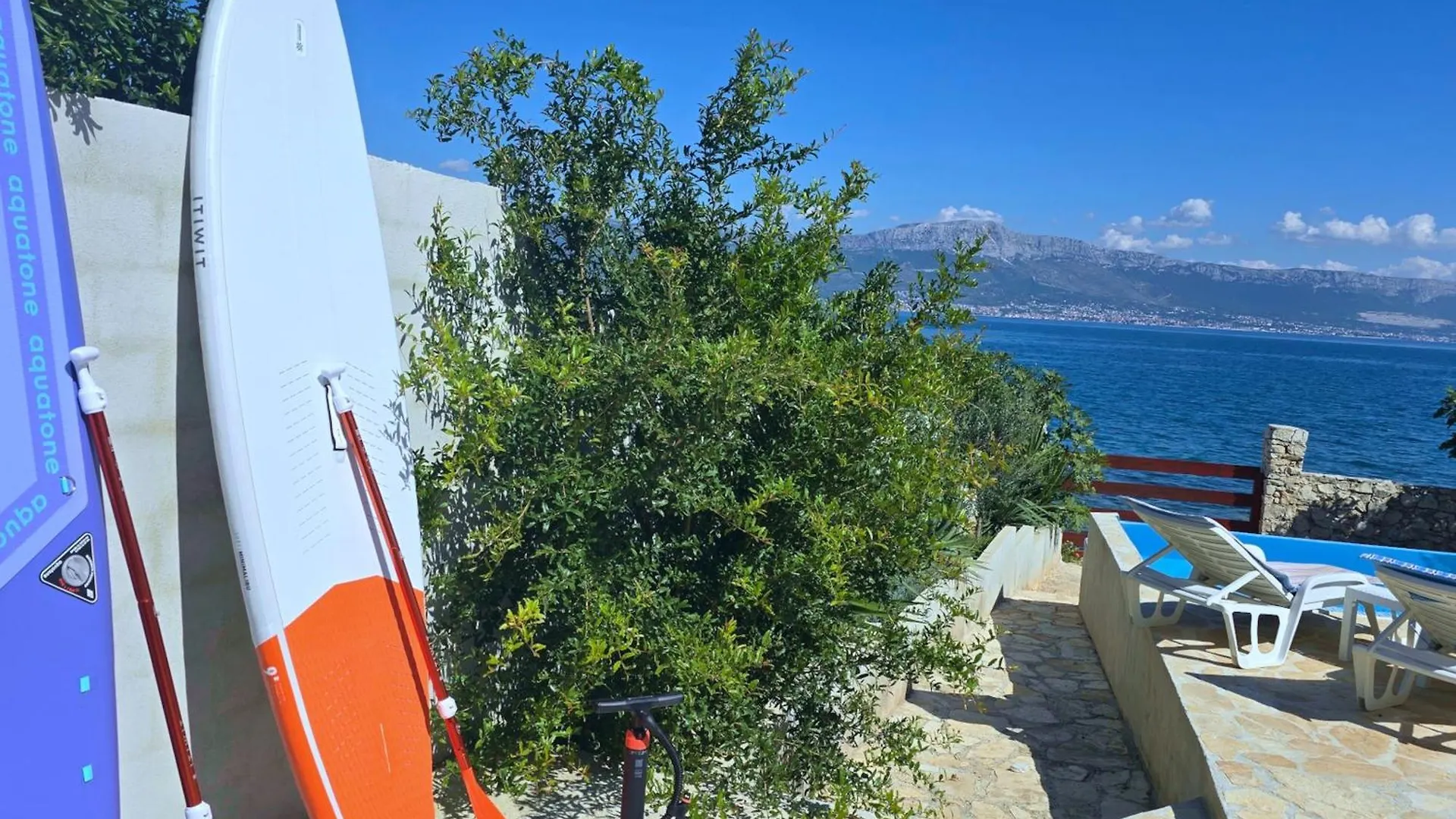 Beachfront Villa Ciovka Slatine 0*,  Croatia